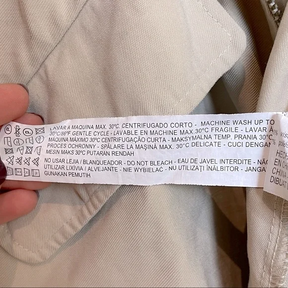 ZARA Lightweight Chic Jacket - Picture 9 of 9